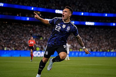 Kto przejmie numer 10 po Messim? Lautaro Martinez w gronie kandydatów
